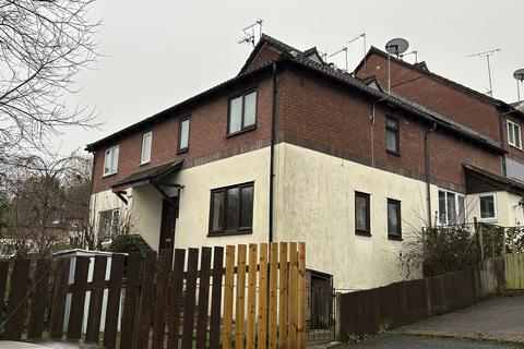 2 bedroom end of terrace house to rent, Holne Court, Exwick, EX4
