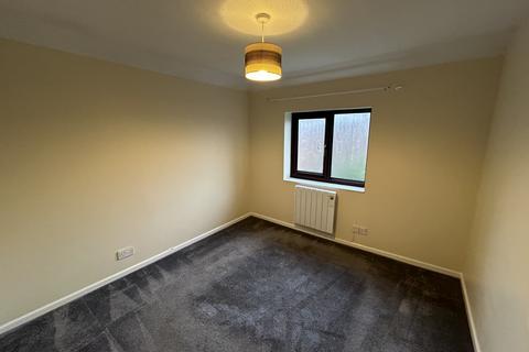 2 bedroom end of terrace house to rent, Holne Court, Exwick, EX4