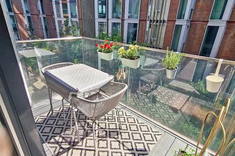 1 bedroom flat for sale, Circus Street, Brighton, East Sussex