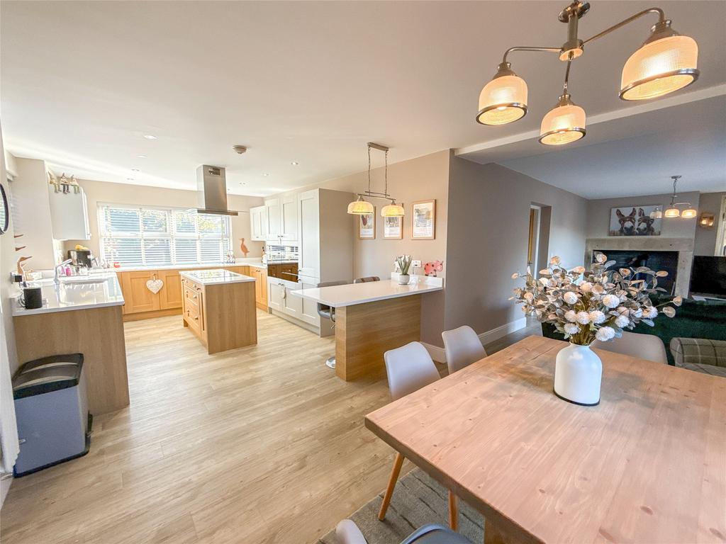Dining Kitchen