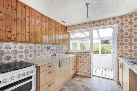 2 bedroom detached bungalow for sale, Lundy Close, Haverhill CB9