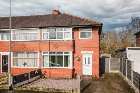 3 bedroom end of terrace house for sale, Amersham Close, Davyhulme, Manchester, M41