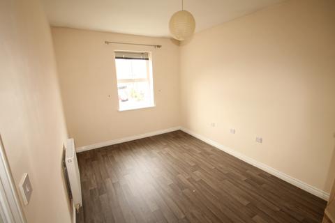 2 bedroom flat to rent, 44 Millidge Close, Bestwood, Nottingham, NG5 5UU