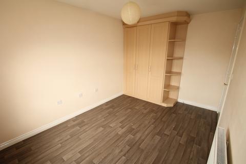 2 bedroom flat to rent, 44 Millidge Close, Bestwood, Nottingham, NG5 5UU