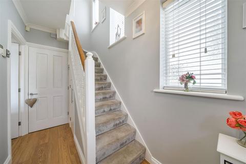 43 Beaumont Road, Petts Wood, Orpington, BR5 1JL