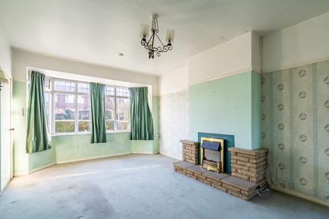 3 bedroom semi-detached house for sale, Galtres Avenue, York