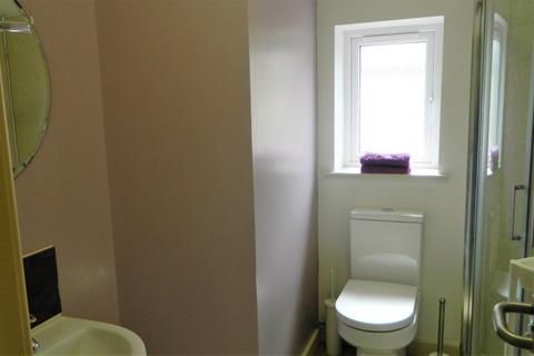 8 bedroom house share to rent, Mackintosh Place, Roath, Cardiff