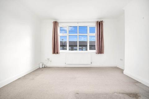 2 bedroom flat for sale, Park Road, Leyton, E10