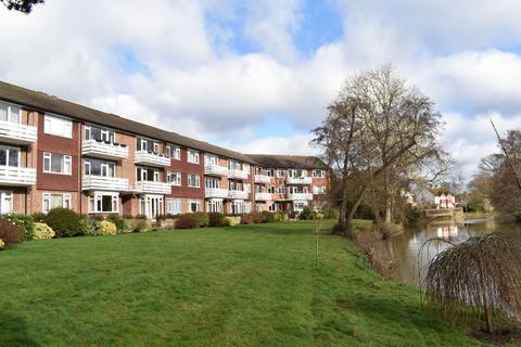 2 bedroom apartment for sale, Mole House, Kingfisher Close,, Hersham Village, KT12