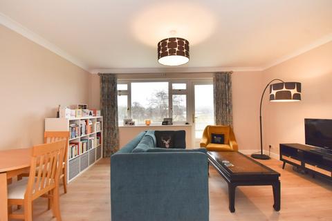 2 bedroom apartment for sale, Mole House, Kingfisher Close,, Hersham Village, KT12