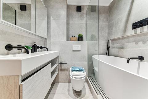 Flat 2, 3 Recovery Street, London, SW17 0DL