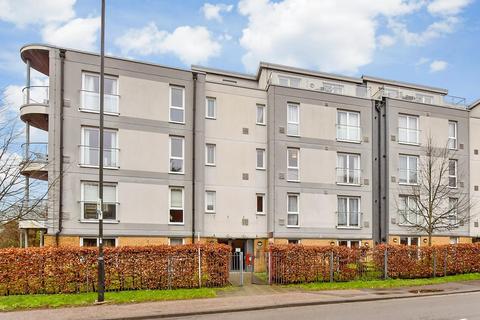 1 bedroom ground floor flat for sale, West Green Drive, West Green, Crawley, West Sussex