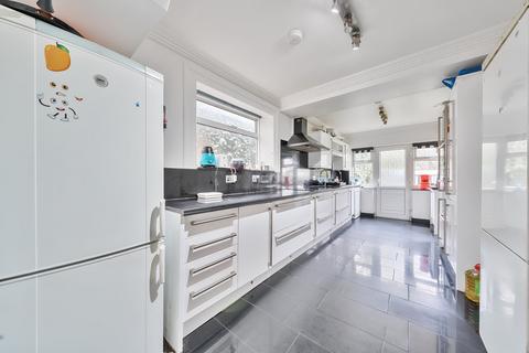 5 bedroom detached house for sale, Wemborough Road, Stanmore