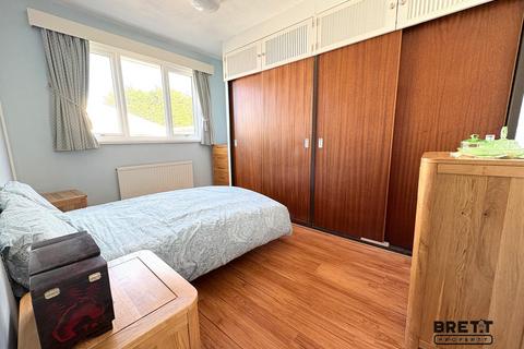 3 bedroom semi-detached bungalow for sale, Brickhurst Park, Johnston, Haverfordwest, Pembrokeshire. SA62 3PA