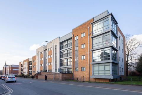 3 bedroom flat for sale, Moss Lane East, Manchester M14
