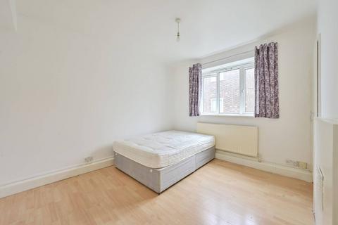 3 bedroom flat for sale, St John's Drive, Earlsfield, London, SW18