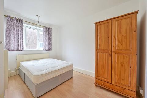 3 bedroom flat for sale, St John's Drive, Earlsfield, London, SW18