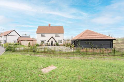 4 bedroom detached house for sale, Abbots Way, Diss IP22