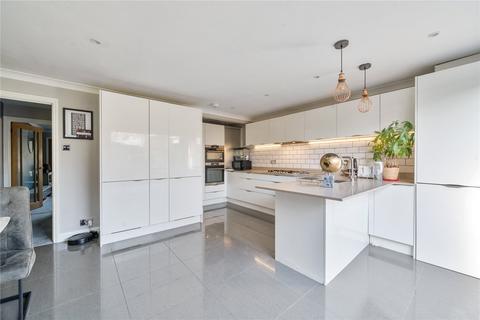 4 bedroom terraced house for sale, St. Olaves Close, Surrey TW18