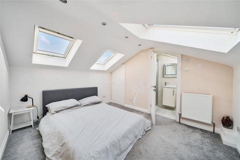 4 bedroom terraced house for sale, St. Olaves Close, Surrey TW18