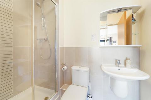 4 Hazel Close, Epsom, KT19 8FW