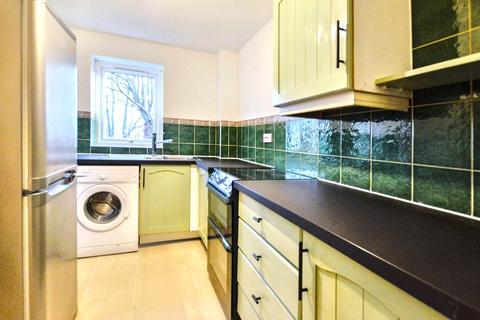 2 bedroom apartment for sale, Howden Way, Eastmoor, Wakefield, West Yorkshire