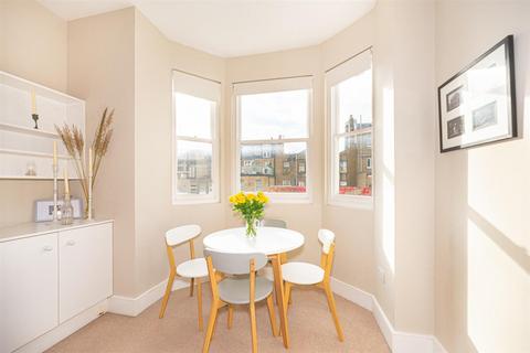 1 bedroom apartment for sale, Almeric Road, Clapham Junction