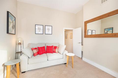 1 bedroom apartment for sale, Almeric Road, Clapham Junction