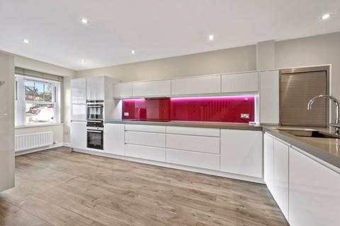 3 bedroom townhouse for sale, Sterling Place, Weybridge, KT13