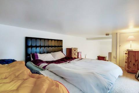 1 bedroom flat for sale, Belgrave House, Oval, London, SW9