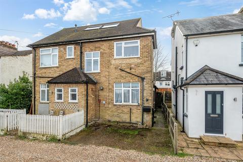 18a Carters Road, Epsom, KT17 4NE