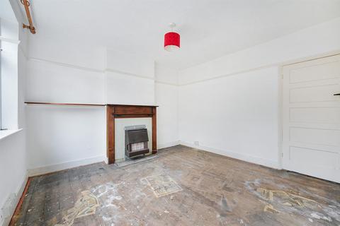 18a Carters Road, Epsom, KT17 4NE