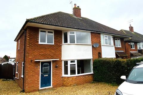 3 bedroom semi-detached house to rent, Finchcroft Lane, Cheltenham GL52