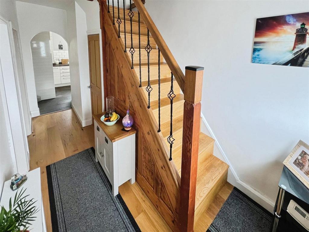 97b51412-stairs.jpg