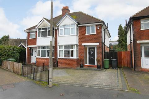 3 bedroom semi-detached house for sale, Elm Road, Kidderminster, DY10