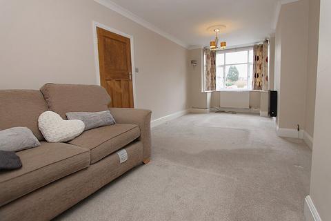 3 bedroom semi-detached house for sale, Elm Road, Kidderminster, DY10