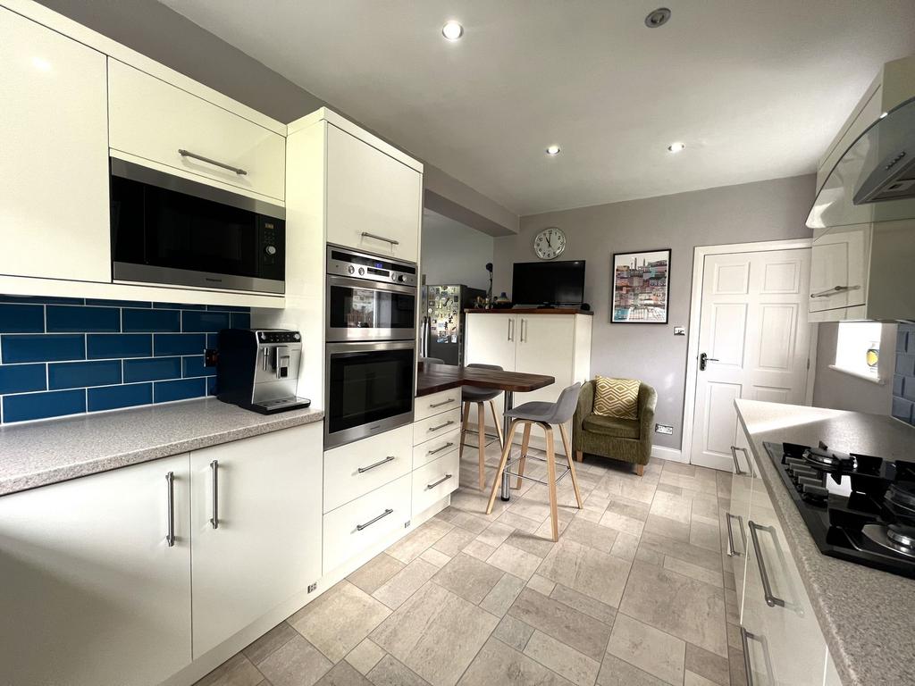 Breakfast kitchen