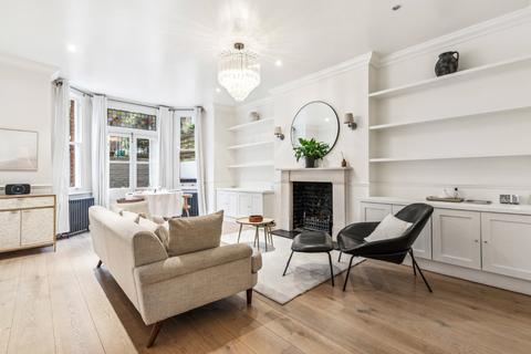 3 bedroom maisonette for sale, Frognal, London