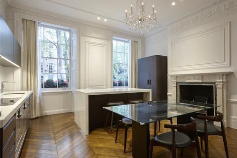 4 bedroom apartment for sale, Montagu Square, Marylebone, London, W1H