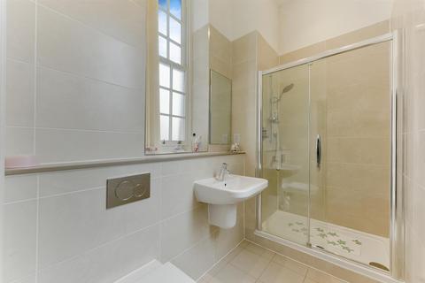 2, Parklands Court Glanville Way, Epsom, KT19 8HQ