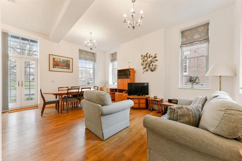 2, Parklands Court Glanville Way, Epsom, KT19 8HQ