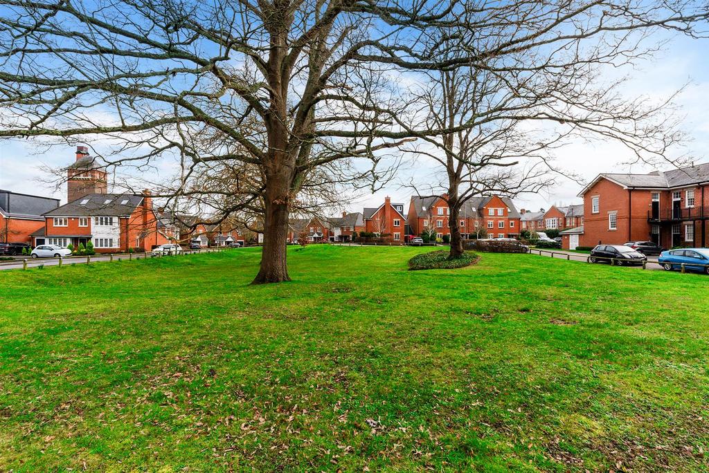 PARKLANDS COURT (12).jpg