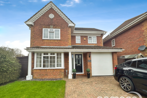 4 bedroom detached house for sale, The Crofts, Hatch Warren, Basingstoke