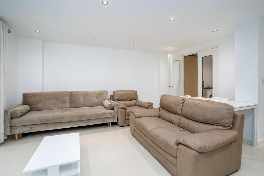 10 For Sale 3 Bedroom Flat Garden Murray Grove N1