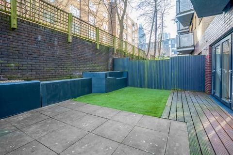 Murray Grove, Hoxton