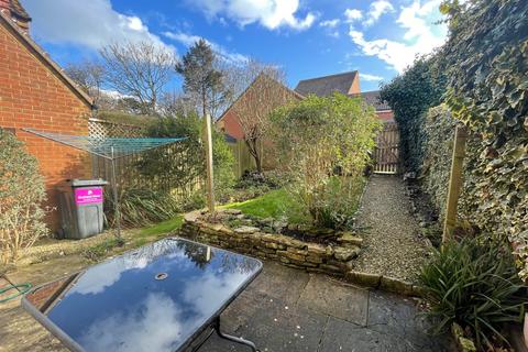 3 bedroom semi-detached house to rent, Ash Close, Swanage BH19