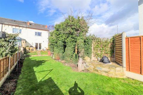 1 West View Terrace, Wakefield, WF2 0BQ