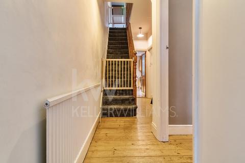 73 Ashburnham Road, Northampton, NN1 4RA