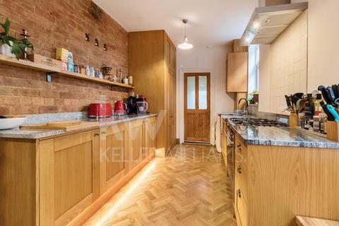 73 Ashburnham Road, Northampton, NN1 4RA