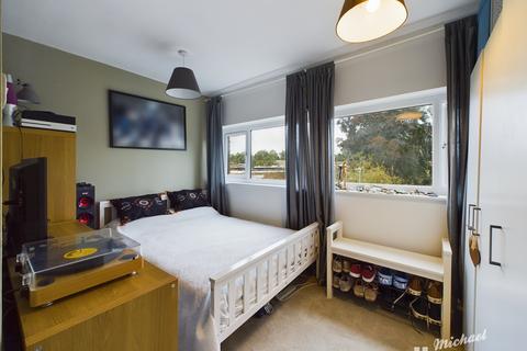 11 Avon Walk, Leighton Buzzard, LU7 3DE